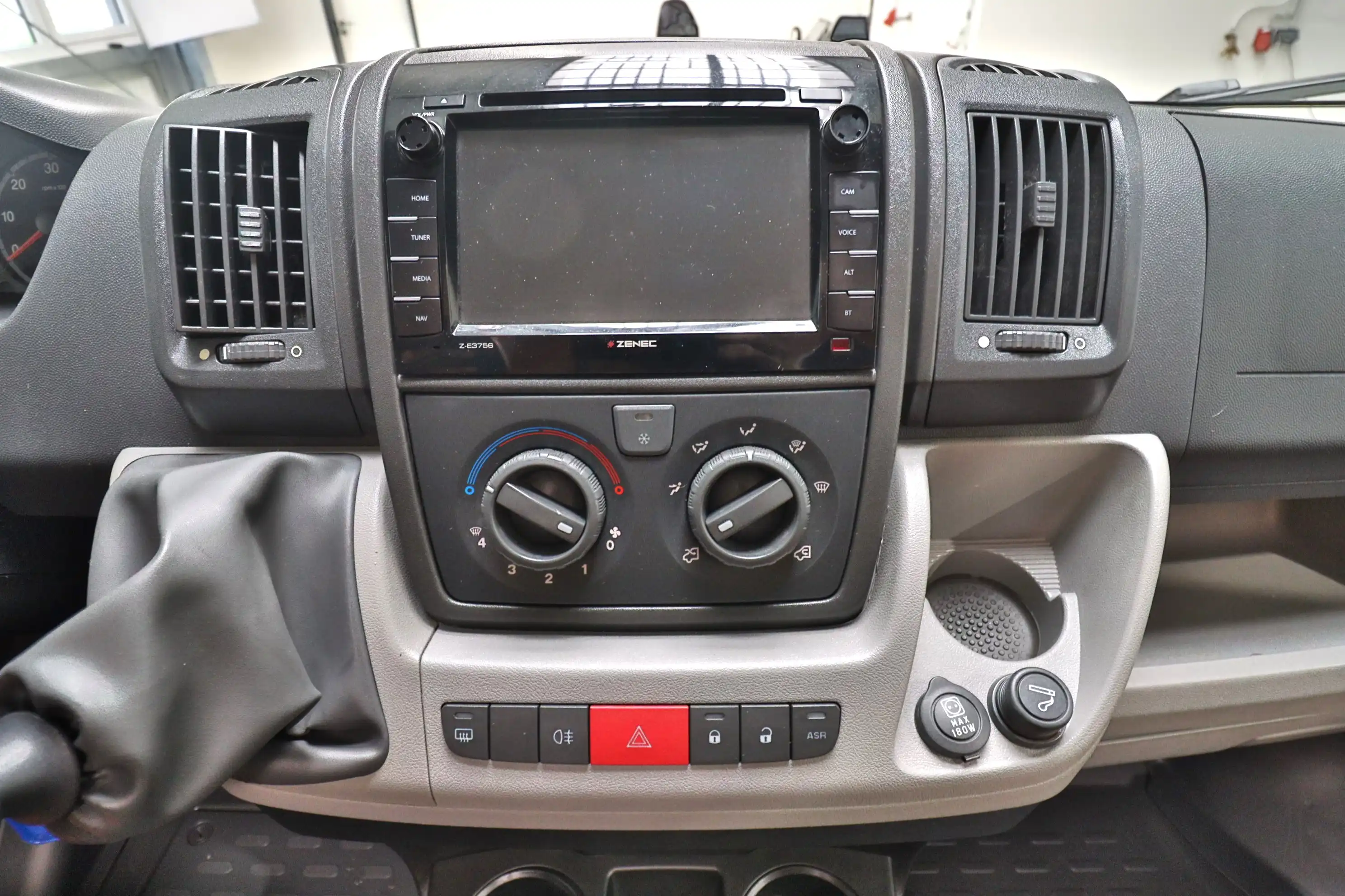 CI INTERNATIONAL Kyros 2